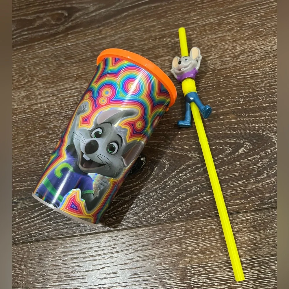 Chuck E. Cheese Colorful Party Cups and Straws Set 20 total NWT